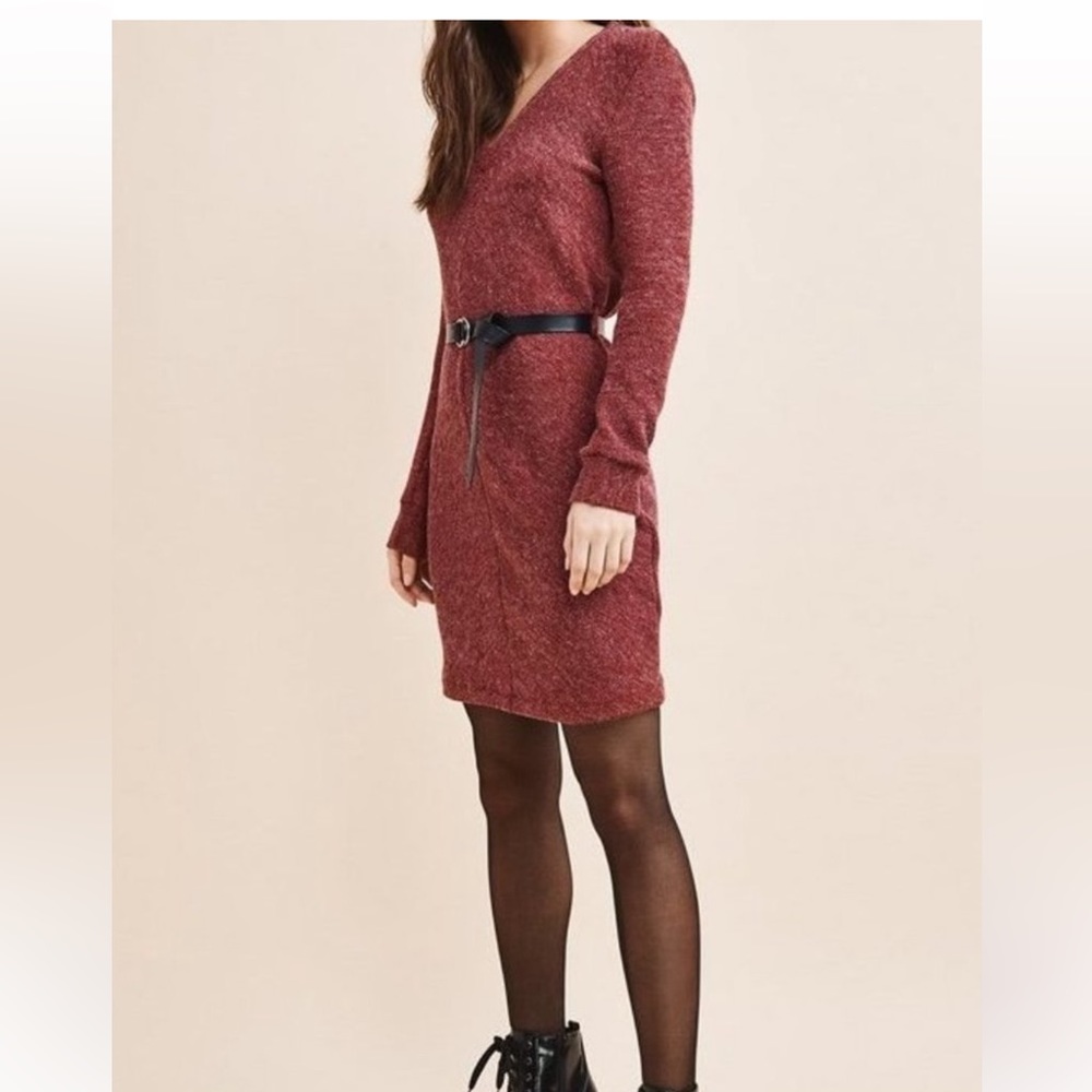 Dynamite Magenta sweater dress